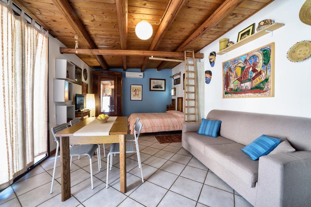 Ferienwohnung Le Terrazze di Angela Marina di Ragusa Exterior foto